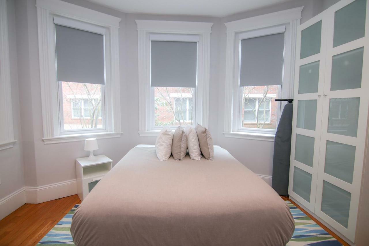 A Stylish Stay W/ A Queen Bed, Heated Floors.. #24 Brookline Exterior photo